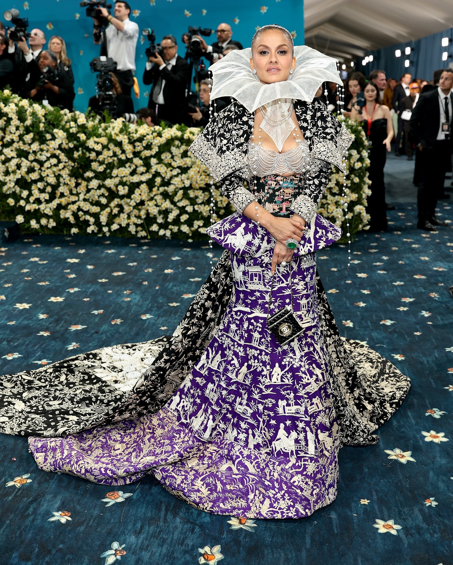 Natasha Poonawalla at Met Gala 2025 Natasha Poonawalla at Met Gala 2025