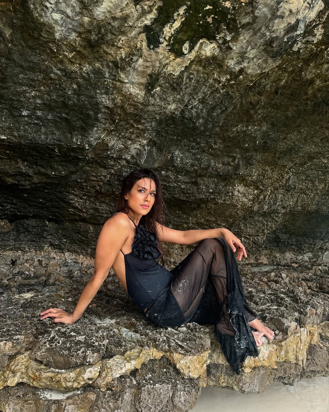 Nia Sharma photos