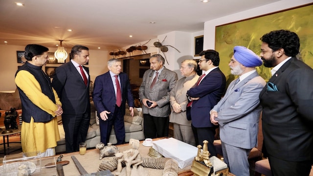 Tharoor credited Milind Deora, a fellow team member, for arranging the crucial meeting with former President Cesar Gaviria, who supported India’s anti-terrorism efforts. This support has significantly altered Colombia’s understanding of India's perspective. Pic/News18