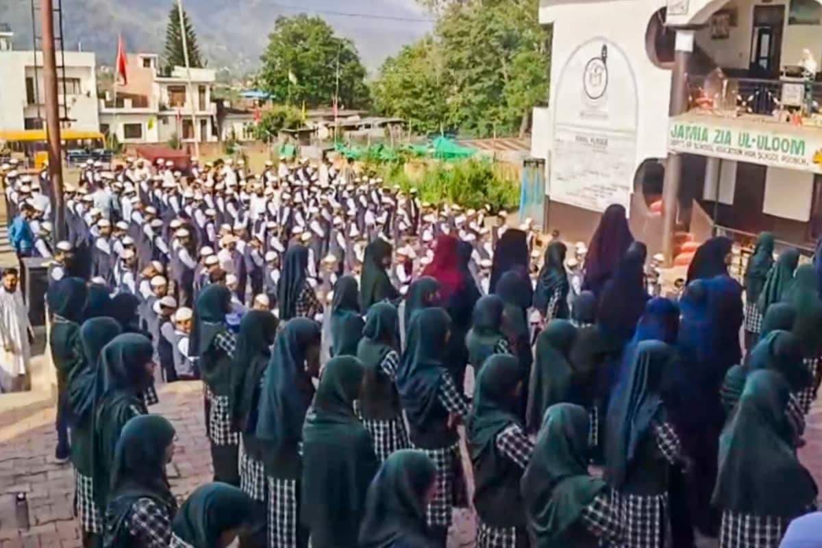 School Timings Changed In Kashmir As Valley Reels Under Heatwave