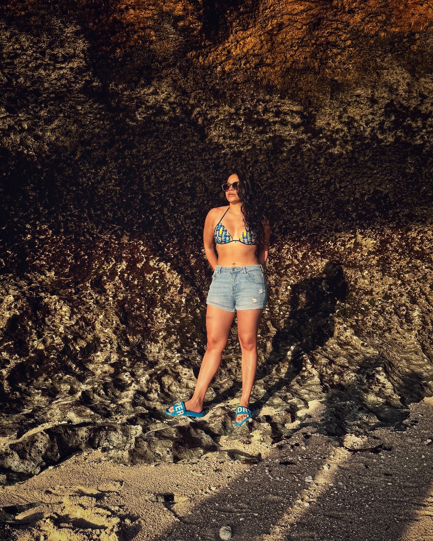 Sumona Chakravarti Enjoys Sun And Sea In Bali, Stuns In Stylish Bikinis