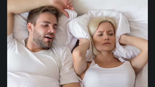 If you suffer from snoring and no other obvious cause is present, it may be worth testing your vitamin D levels. (News18 Hindi)