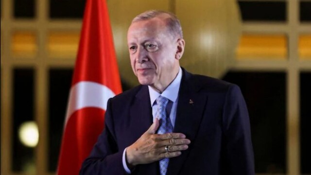 Recep Erdogan needs the support of pro-Kurdish political parties if he wants to run again in Turkey's next presidential election, due in 2028. (Reuters Photo)