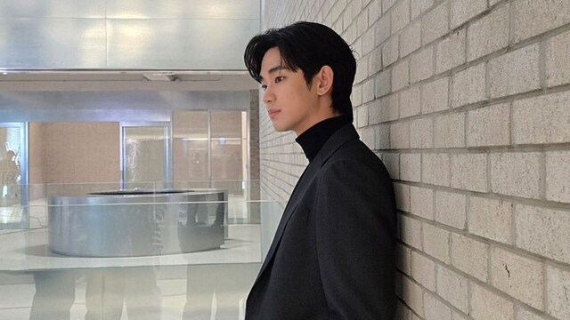 Kim Soo Hyun is embroiled in a controversy over his past relationship.
 (Photo Credit: Instagram)