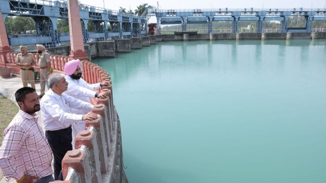 Punjab Minister Visits Nangal Dam To Ensure No Water Is Released To Haryana - News18
