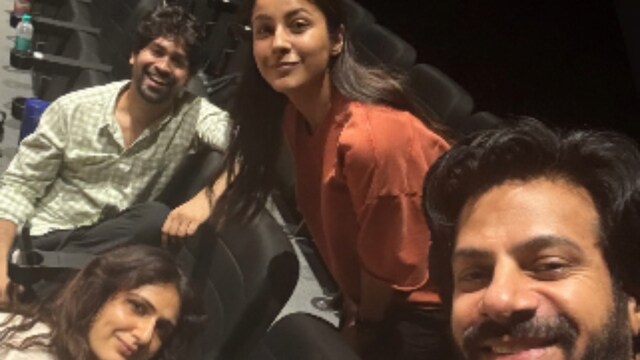 Karan Veer Mehra, Sanya and Fatima were all smiles. (Photo Credits: Instagram)

