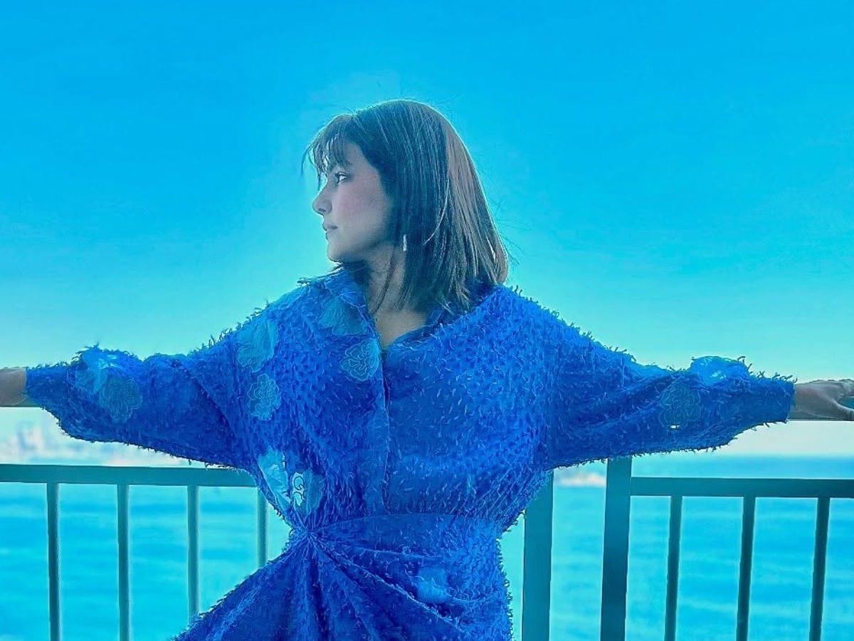 Hina Khan's Sea-View Photos In Blue Are Simply Magical