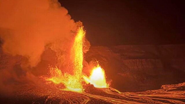Kilauea Volcano Shoots 'Lava Fountain' 1,000 Feet Above Hawaii. (Screengrab of video shared by USGS)