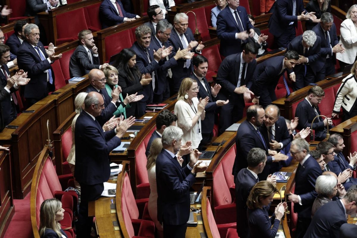 France's National Assembly Adopts Long-Debated Bill Legalising End-Of-Life Options