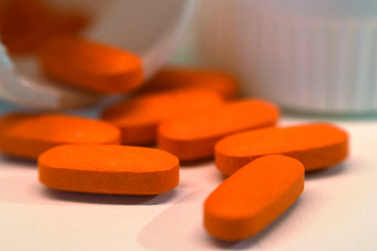 Do Not Take This Common Painkiller Everyday, Warns Harvard Doctor