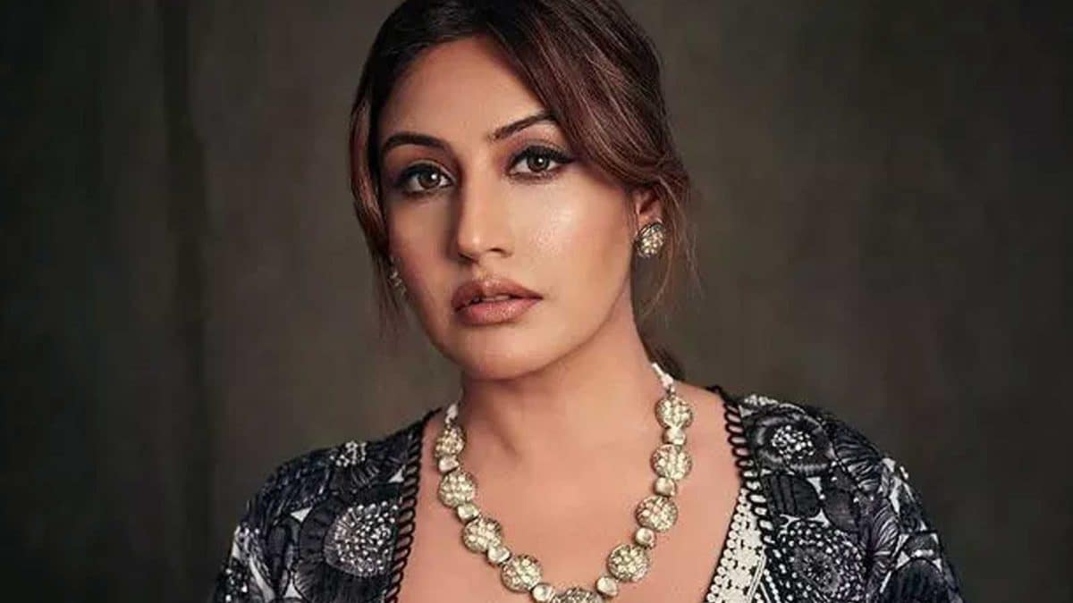 Surbhi Chandna Steals Attention With Her Latest Selfie And We Aren’t Complaining