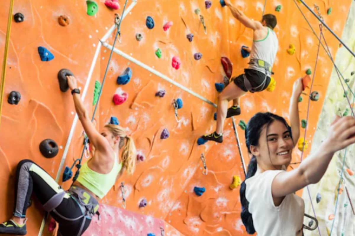 This Popular Indoor Sport Could Damage Your Lungs