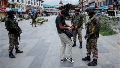 The move follows a formal communication sent by J&K Police on August 7, 2025, urging the Centre to continue CAPF deployment beyond the Amarnath Yatra to sustain the region’s security grid. Representational pic/Reuters