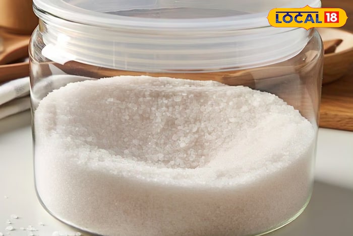 While chemical treatments are commonly used to protect stored wheat from weevils, there are also effective organic methods that are both safe and economical. One such method involves placing a dry piece of lime (chuna), wrapped in cloth, in the centre of the stored wheat. This helps keep weevils at bay. (Local18)