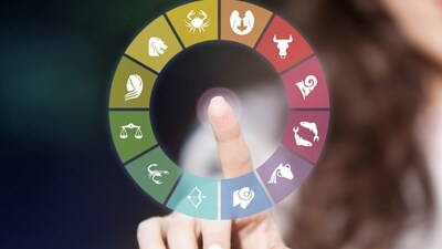 Baba Vanga predicts prosperity for three zodiacs in late Lord Saturn transits from Aquarius to Pisces on March 6, 2026. Astrologers predict global shifts, spiritual growth in India, and varied effects for each zodiac sign. (News18 Tamil)