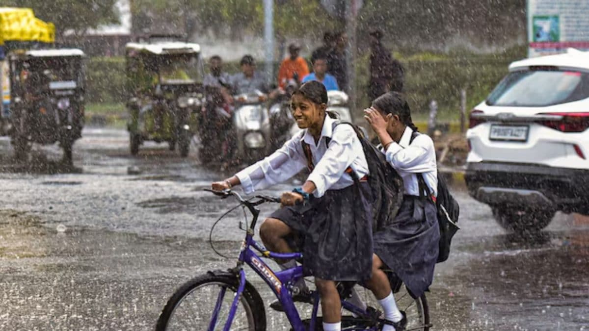 Mumbai Braces for Rainy Week, IMD Issues Orange Alert for Pune and Nashik