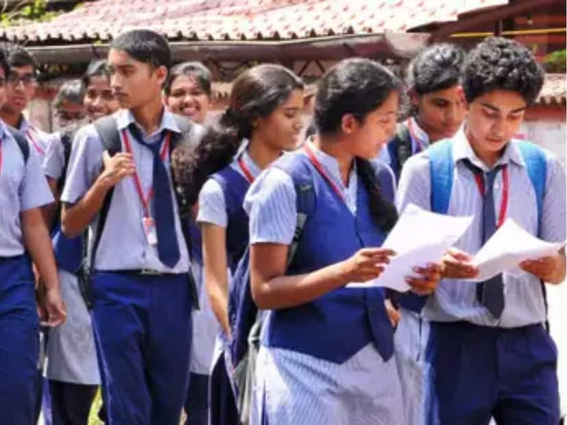 He also noted that guidelines have been drawn up for the two-week awareness programme, with the involvement of experts from the police, excise department, child rights commission, social justice department, National Health Mission, Women and Child Development Department, Kerala State Council of Educational Research and Training (SCERT), and other relevant agencies.(News18 Tamil) He also noted that guidelines have been drawn up for the two-week awareness programme, with the involvement of experts from the police, excise department, child rights commission, social justice department, National Health Mission, Women and Child Development Department, Kerala State Council of Educational Research and Training (SCERT), and other relevant agencies.(News18 Tamil)