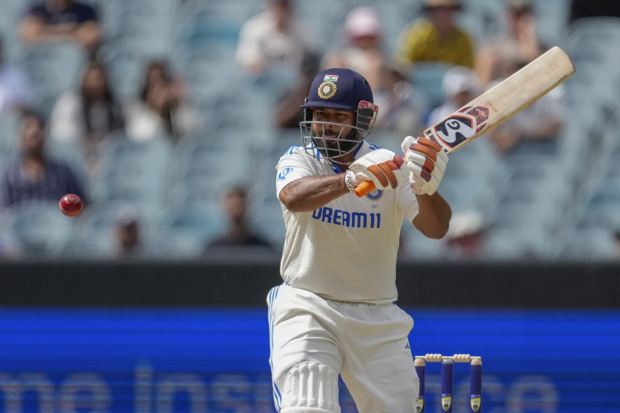 India's Rishabh Pant bats during play on the third day of the fourth cricket test between Australia and India at the Melbourne Cricket Ground, Melbourne, Australia, Saturday, Dec. 28, 2024. (AP Photo/Asanka Brendon Ratnayake) India's Rishabh Pant bats during play on the third day of the fourth cricket test between Australia and India at the Melbourne Cricket Ground, Melbourne, Australia, Saturday, Dec. 28, 2024. (AP Photo/Asanka Brendon Ratnayake)