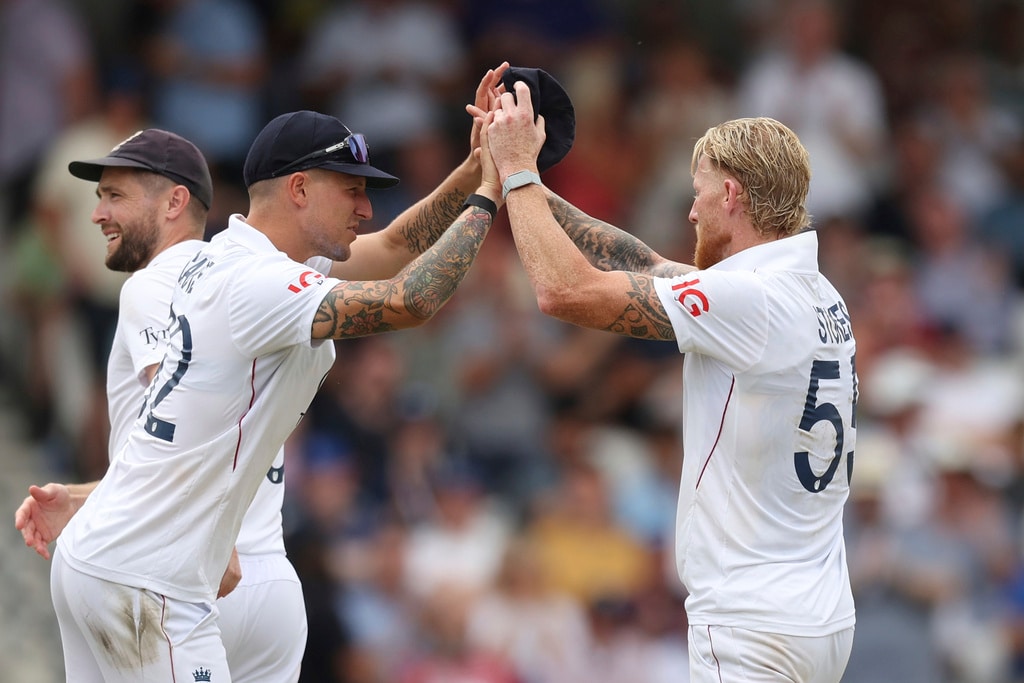 England's captain Ben Stokes, right, celebrates with teammate Brydon Carse after the dismissal of India's Shardul Thakur on day two of the first cricket test match between England and India at Headingley in Leeds, England, Saturday, June 21, 2025, (AP Photo/Scott Heppell) England's captain Ben Stokes, right, celebrates with teammate Brydon Carse after the dismissal of India's Shardul Thakur on day two of the first cricket test match between England and India at Headingley in Leeds, England, Saturday, June 21, 2025, (AP Photo/Scott Heppell)