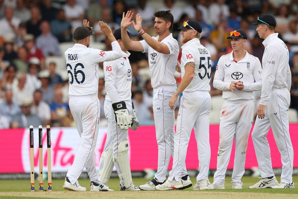 England's Josh Tongue, third left, celebrates with teammates after the dismissal of India's Ravindra Jadeja on day two of the first cricket test match between England and India at Headingley in Leeds, England, Saturday, June 21, 2025, (AP Photo/Scott Heppell) England's Josh Tongue, third left, celebrates with teammates after the dismissal of India's Ravindra Jadeja on day two of the first cricket test match between England and India at Headingley in Leeds, England, Saturday, June 21, 2025, (AP Photo/Scott Heppell)