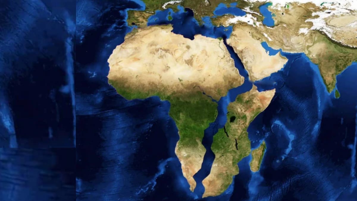 The Earth’s ‘Heartbeat’ Is Tearing Africa Apart And A New Ocean Is Rising Right Now!