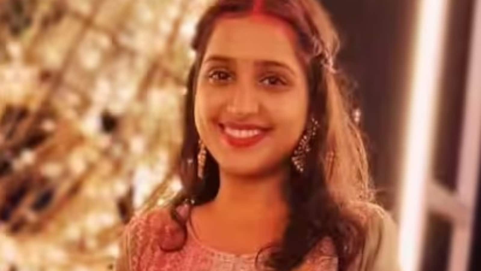 Entire Village Mourns Maithili's Demise, She Was First Cabin Crew From Maharashtra's Nhava