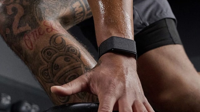 Amazfit's new band does not have a display like the Whoop band