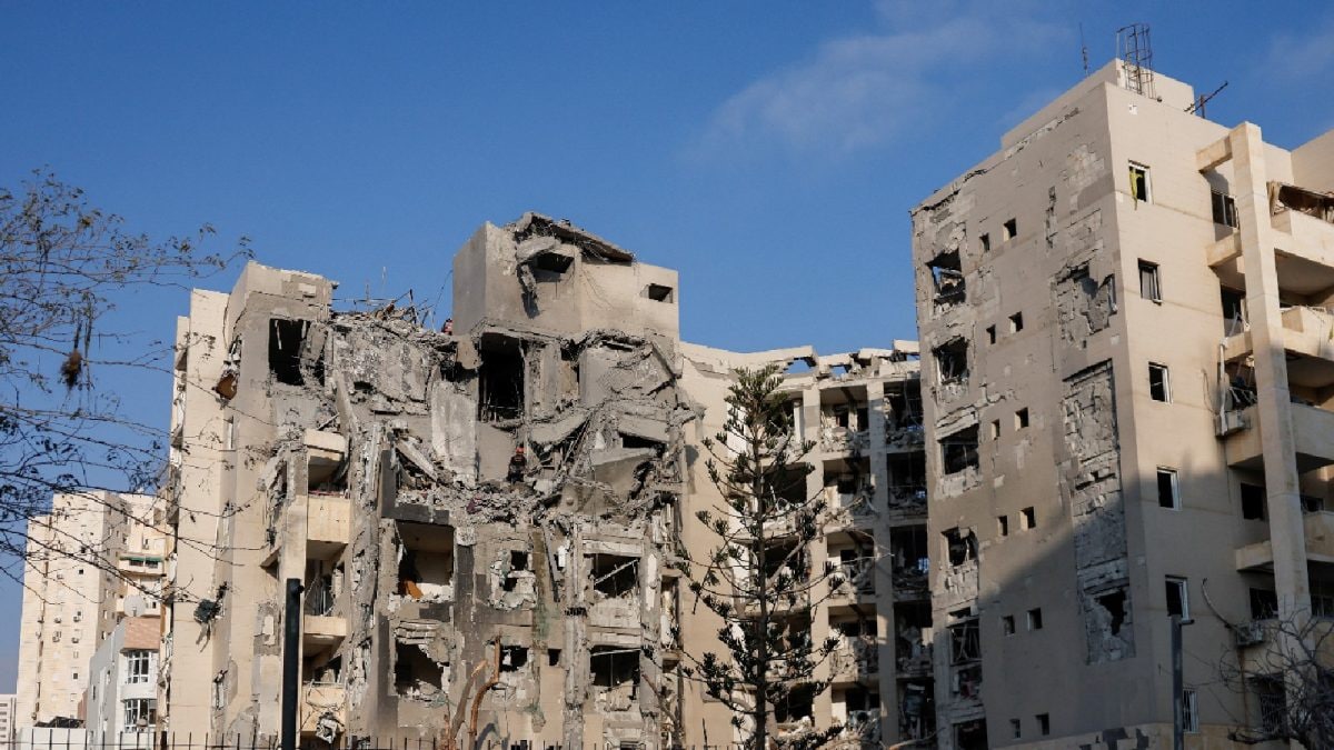 Iran's Missile Strike Leaves Housing Society In Israel's Be'er Sheva In Ruins | Watch