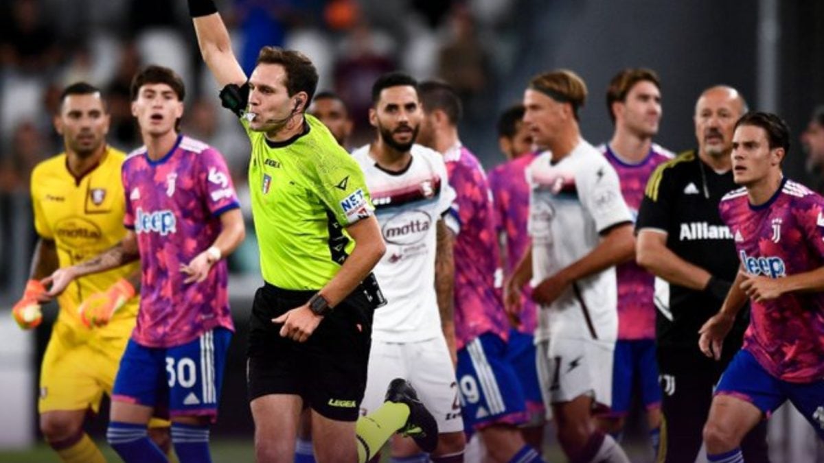 Italy Grants Referees Legal Protection Amid Rise In Assault