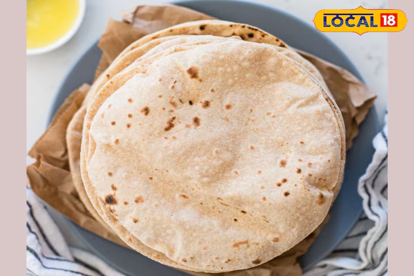 For even better results, Twinkle recommends replacing regular salt with black salt. Black salt contains sodium and essential minerals that are known to aid digestion. It helps tackle issues like bloating, indigestion, and constipation, making your roti not just tasty but gut-friendly too. (Local18)