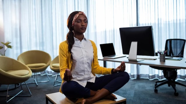 Desk Yoga for Heart Health: Expert-Approved Moves to Stay Fit While You Sit