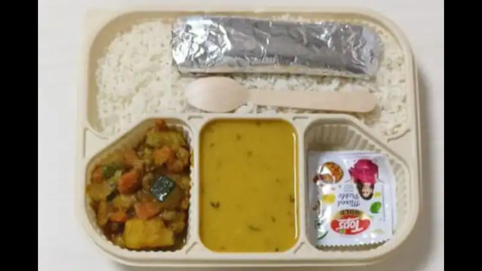 IRCTC Launches Affordable AC-Quality Meals for General Coaches