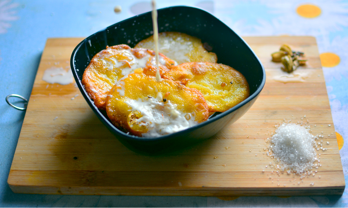 Malpua: Malpua is a mouth-watering sweet pancake infused with cardamom, coconut, milk, and fennel seeds. It holds a special place as the morning offering to Lord Jagannath at the Puri Temple. (Representative image: Shutterstock)