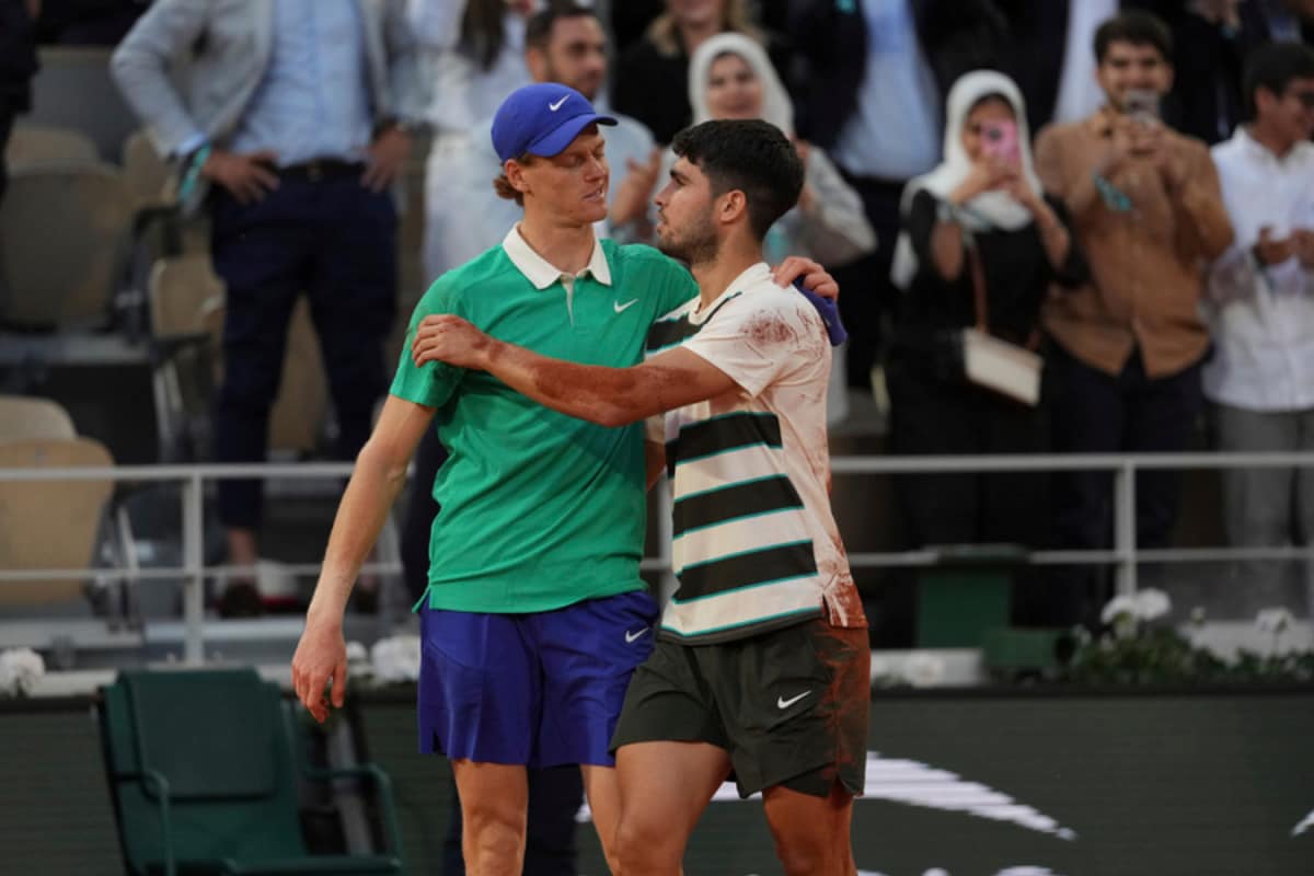 Carlos Alcaraz Beats Jannik Sinner In 5-Set Final To Defend French Open Title