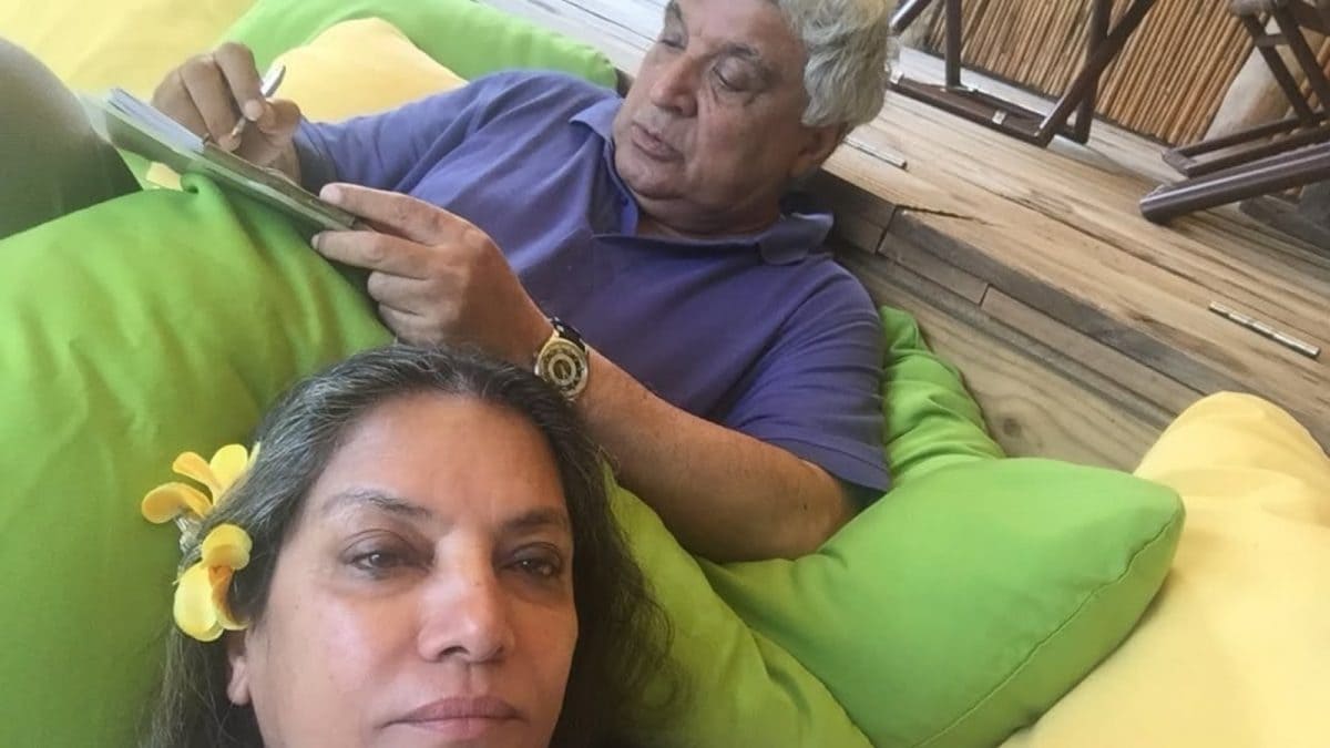 Shabana Azmi Shares Selfie with Javed Akhtar