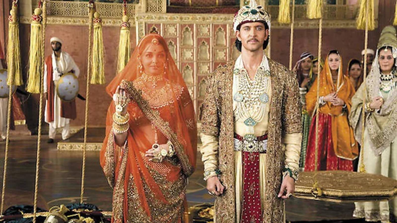 A Look At 8 Bollywood’s Longest Films Yet A Look At 8 Bollywood’s Longest Films Yet