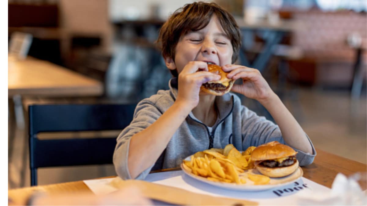 Fast Food Impact: Study Reveals How Hot Dogs and Fizzy Drinks Can Shorten Lifespan