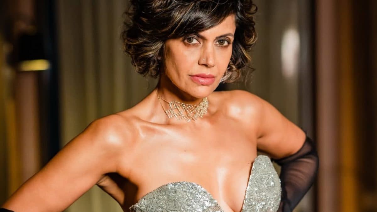 Mandira Bedi Recalls Disrespect on Cricket Panel