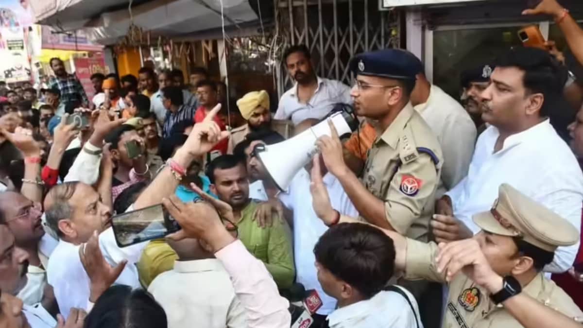 Brawl Between Priest, Police Official Over Loudspeaker During Kanpur Rath Yatra, Cop Suspended