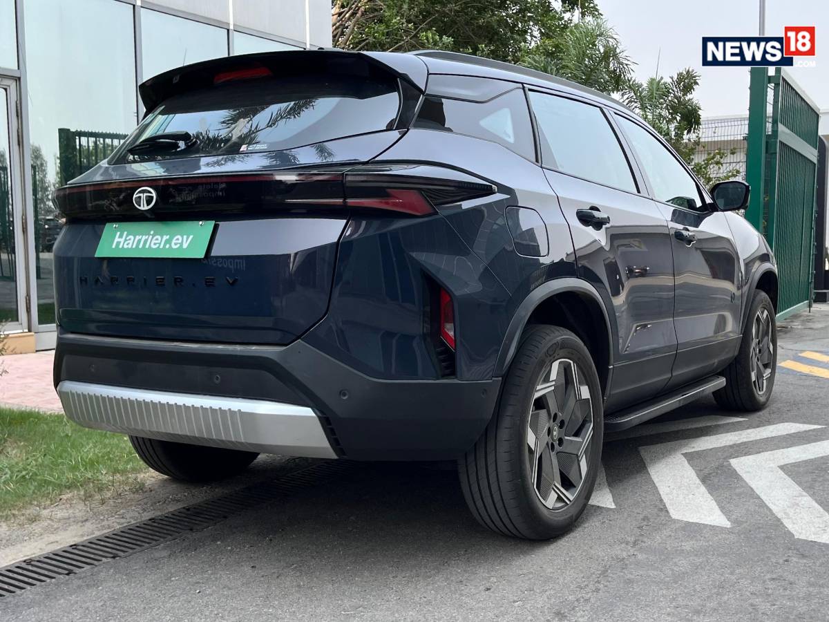 Tata Harrier Electric. (Photo: Shahrukh Shah/ News18) Tata Harrier Electric. (Photo: Shahrukh Shah/ News18)