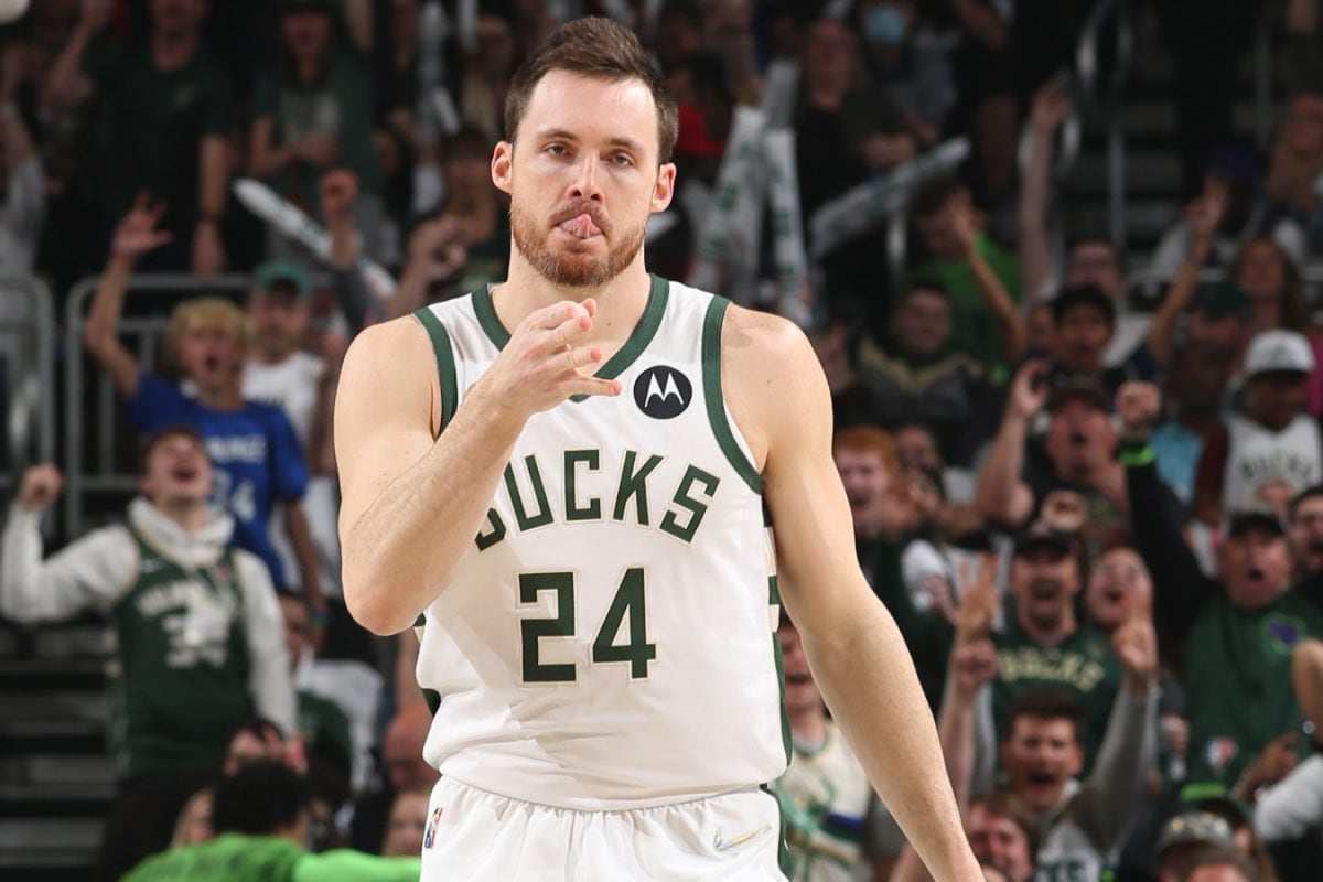 NBA: Pat Connaughton Exercises $9.4M Player Option With Milwaukee Bucks For 2025-26 Season
