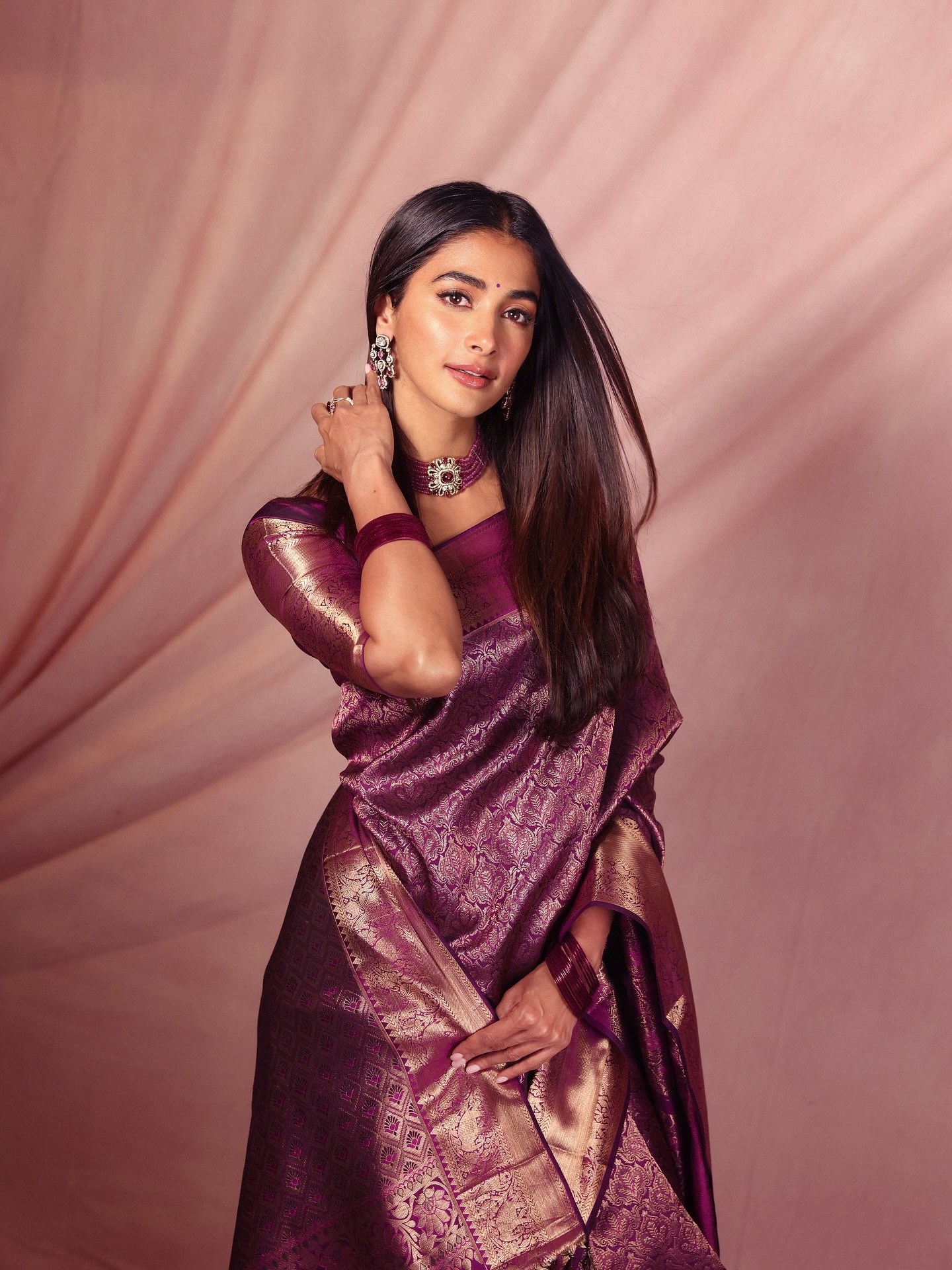 Pooja Hegde in saree