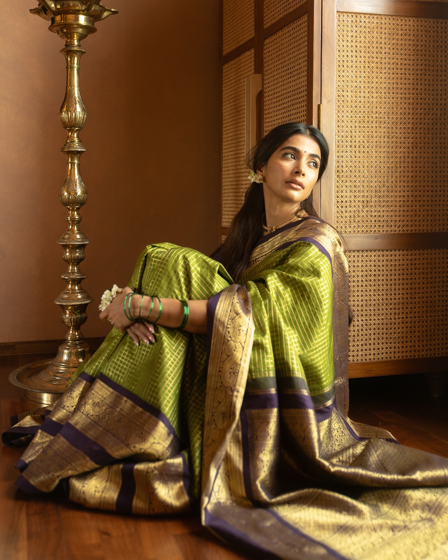 Pooja Hegde in saree