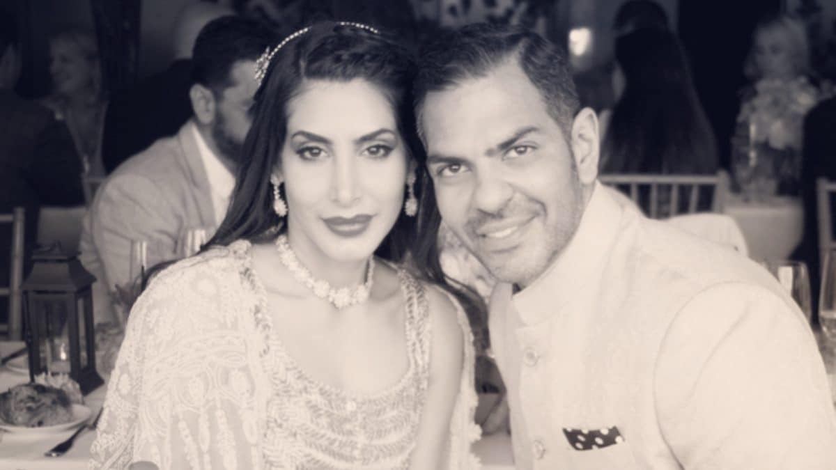 Sunjay Kapur’s Wife Priya Recalls First Meeting While He Was Married To Karisma: ‘We Met On A Flight’