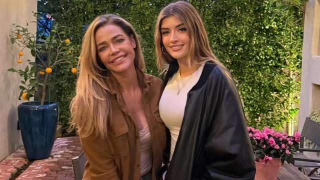 'Have Breast Implant Illness,' Reveals OnlyFans Model Sami Sheen