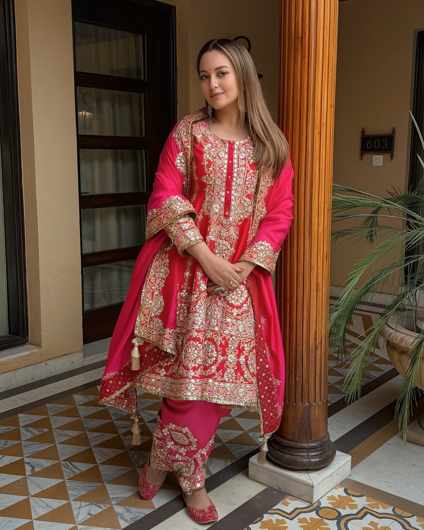 Sonakshi Sinha Sonakshi Sinha