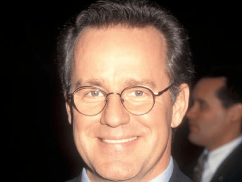 Finally, the script was offered to actor John Hartman. He accepted it after reading, but just a few days later, he too passed away under mysterious circumstances. After these repeated tragedies, the film project was permanently shelved. The original script was hidden in a secret location to ensure no one else fell victim to what many now believe is a cursed screenplay. (News18 Hindi) Finally, the script was offered to actor John Hartman. He accepted it after reading, but just a few days later, he too passed away under mysterious circumstances. After these repeated tragedies, the film project was permanently shelved. The original script was hidden in a secret location to ensure no one else fell victim to what many now believe is a cursed screenplay. (News18 Hindi)