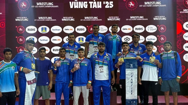 Indian U17 men's contingent clinched five medals at the Asian U17 Wrestling Championships. (X)