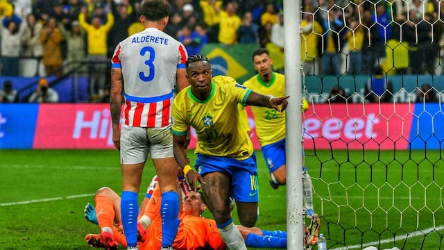 Brazil 1-0 Paraguay. (X) 