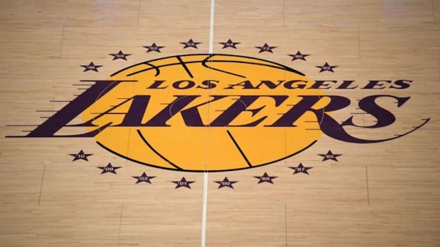 Los Angeles Lakers. (X) 